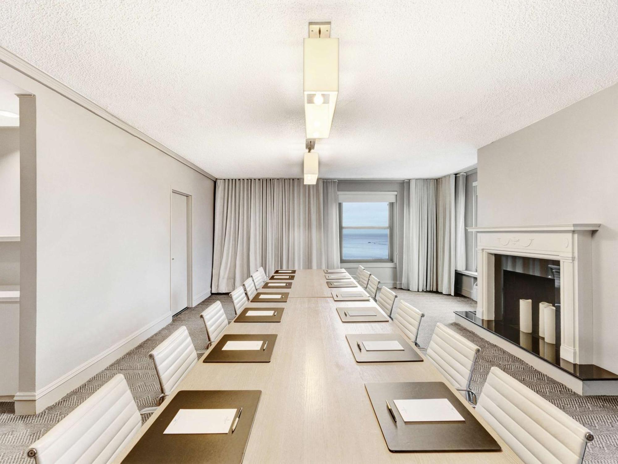 Hotel Ambassador Chicago, Part Of Jdv By Hyatt Exteriér fotografie